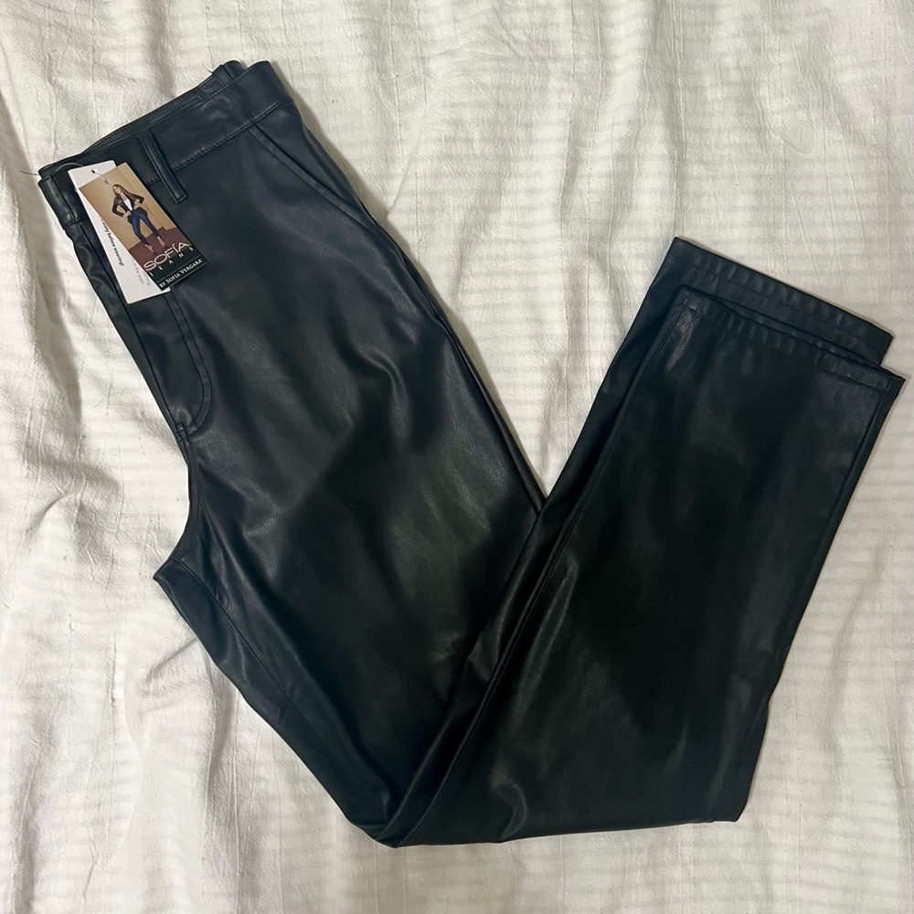 Sofia Vergara Black Faux Leather Pants